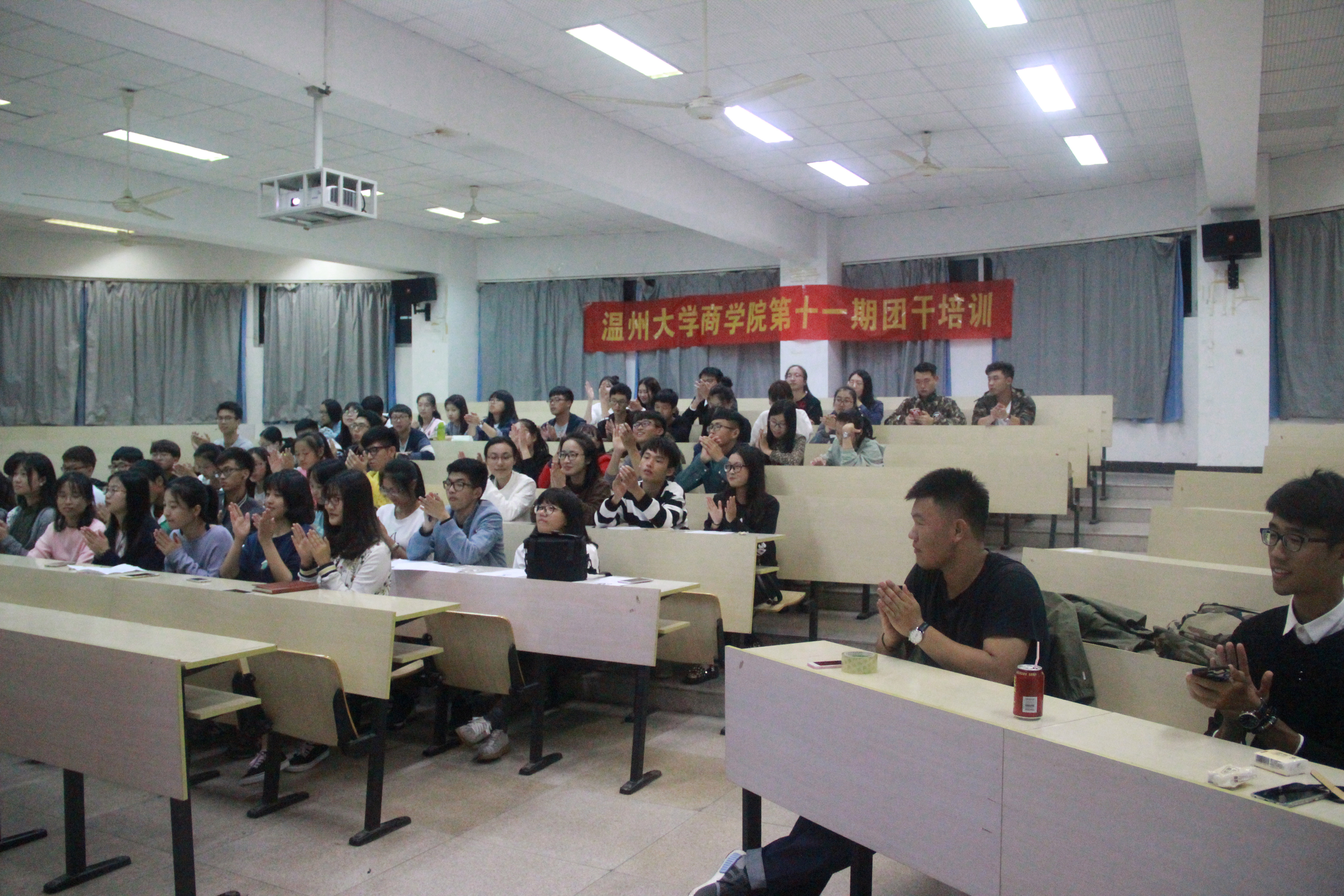 1477904501671037769.jpg 1477904501671037769.jpg